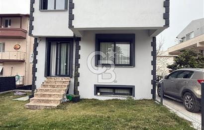 Urla da Satılık Bahçe Katı Daire