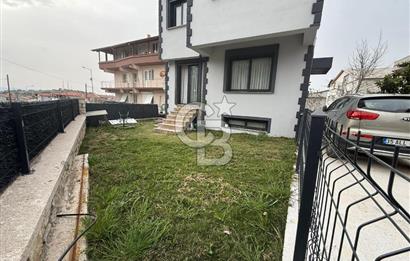Urla da Satılık Bahçe Katı Daire