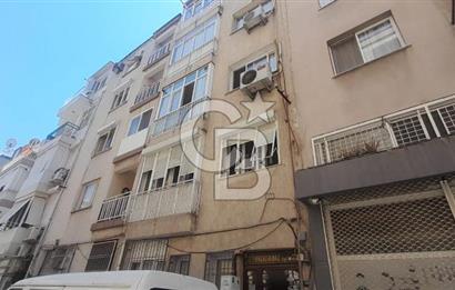 KARŞIYAKA TUNA MAHALLESİ'NDE MERKEZİ KONUMDA SATILIK 2+1 DAİRE