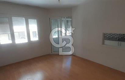 KARŞIYAKA TUNA MAHALLESİ'NDE MERKEZİ KONUMDA SATILIK 2+1 DAİRE