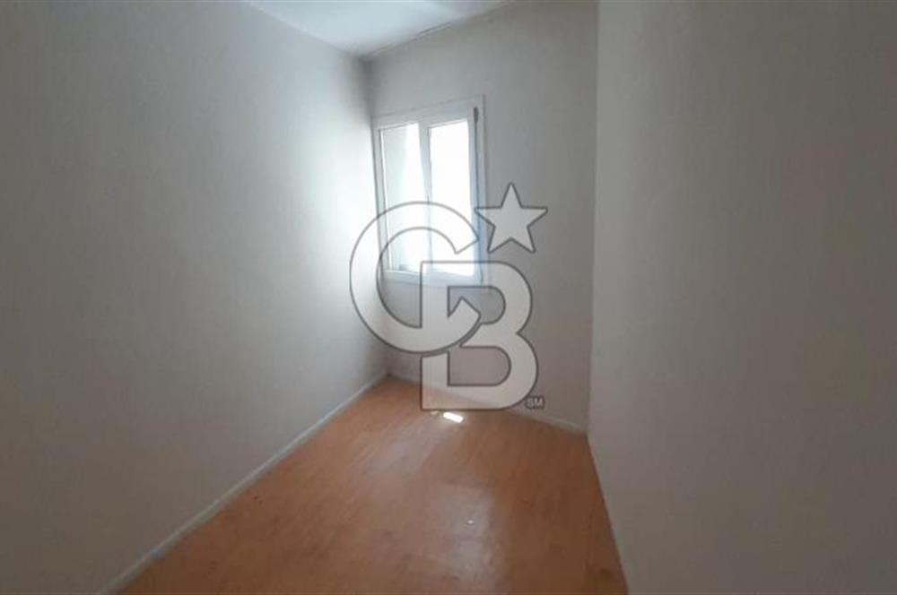 KARŞIYAKA TUNA MAHALLESİ'NDE MERKEZİ KONUMDA SATILIK 2+1 DAİRE