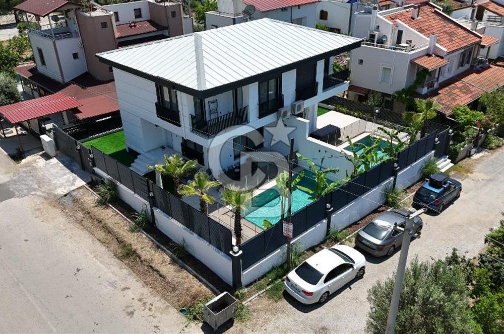 SEFERİHİSAR AKARCA HIDIRLIK MEVKİİNDE HAVUZLU, 3+1 SATILIK VİLLA