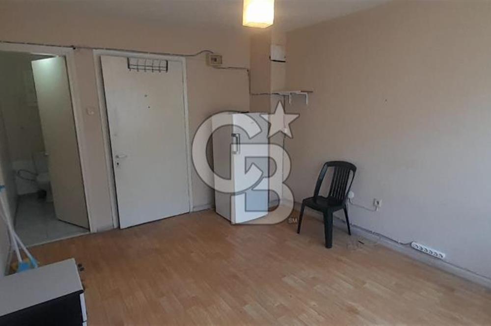 KARŞIYAKA ÇARŞI'NIN KALBİNDE KİRALIK BÜRO