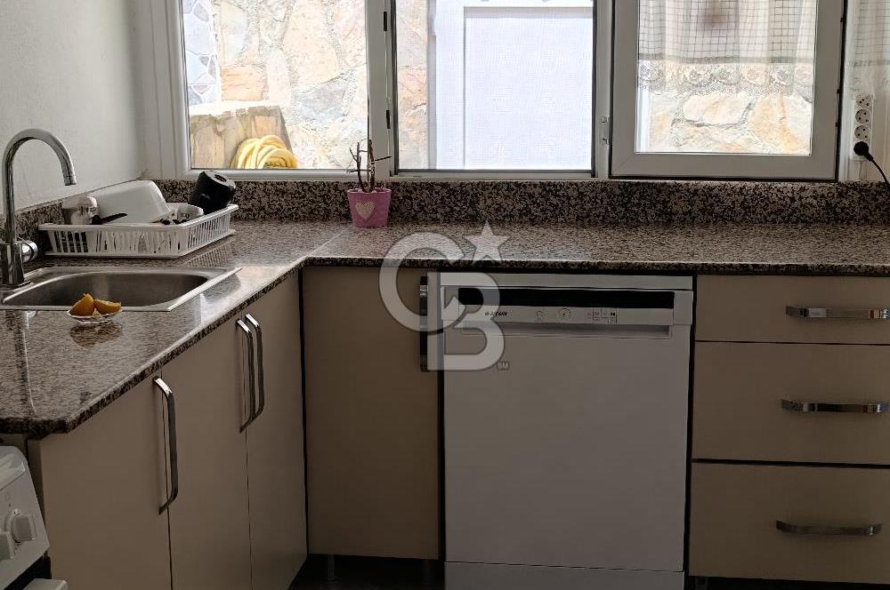 Seferihisar Akarca Yeni Su evleri bahçeli eşyalı 3+1
