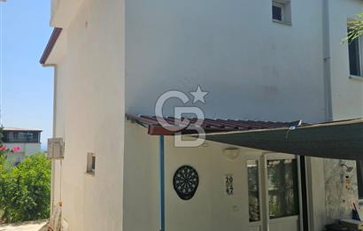 Muğla, Milas Bozalan Mahallesi Deniz Yıldızı Sitesi'nde Deniz ve Doğa Manzaralı 3+1 Satılık Dubleks Villa