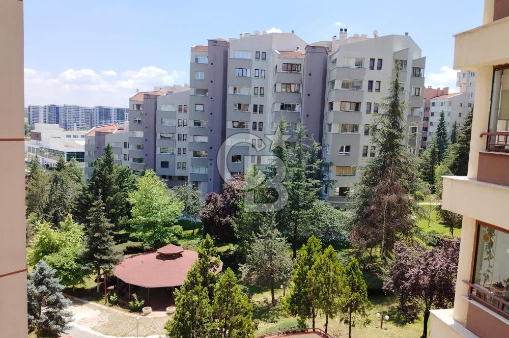 YENİ BATI SİTESİ PEYZAJ CEPHE GENİŞ FERAH ARAKAT OTOPARKLI 4+1