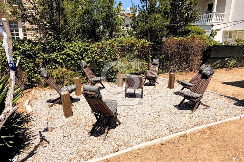 CUNDA ADASI’NDA DENİZE 100 METRE | 700 m² ARSADA ÖZEL YAPIM BAHÇELİ MÜSTAKİL VİLLA