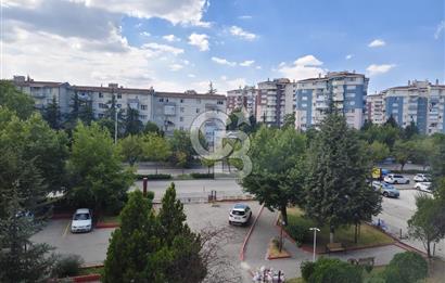 YENİ BATI SİTESİ PEYZAJ CEPHE GENİŞ FERAH ARAKAT OTOPARKLI 4+1