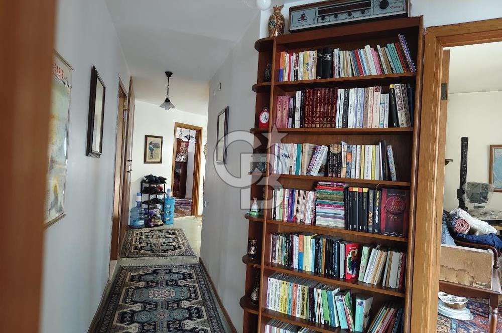 YENİ BATI SİTESİ PEYZAJ CEPHE GENİŞ FERAH ARAKAT OTOPARKLI 4+1