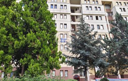 YENİ BATI SİTESİ PEYZAJ CEPHE GENİŞ FERAH ARAKAT OTOPARKLI 4+1