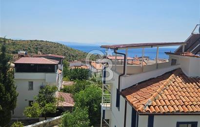 Muğla, Milas Bozalan Mahallesi Deniz Yıldızı Sitesi'nde Deniz ve Doğa Manzaralı 3+1 Satılık Dubleks Villa