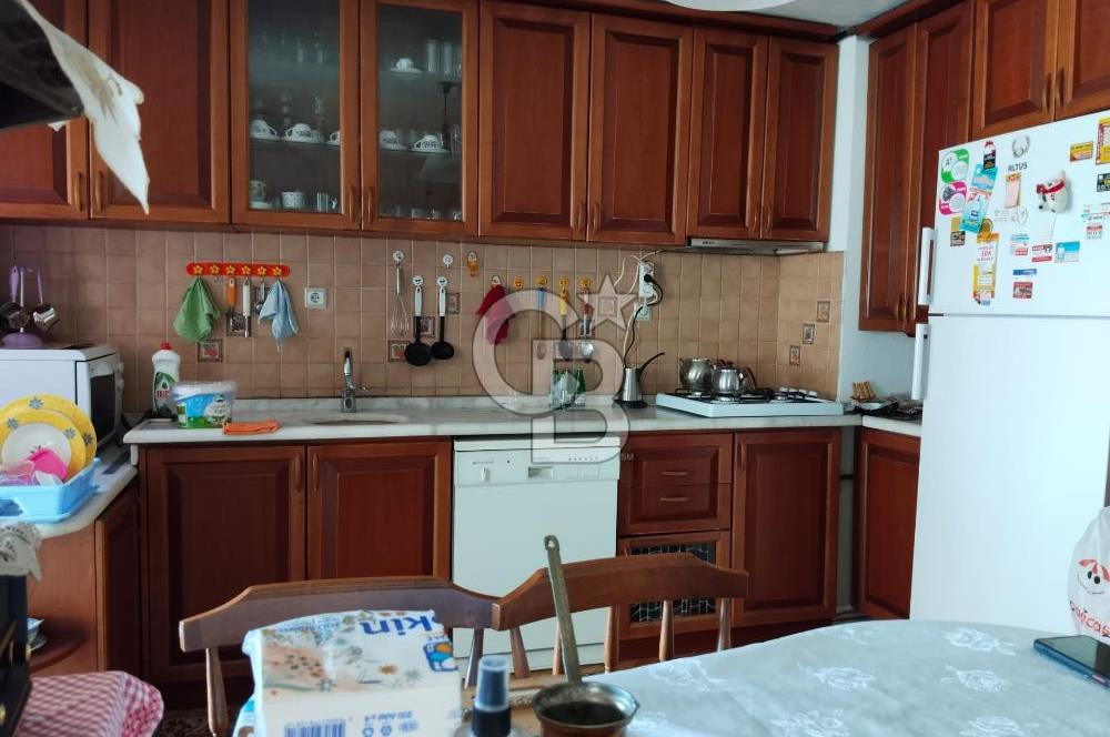 YENİ BATI SİTESİ PEYZAJ CEPHE GENİŞ FERAH ARAKAT OTOPARKLI 4+1