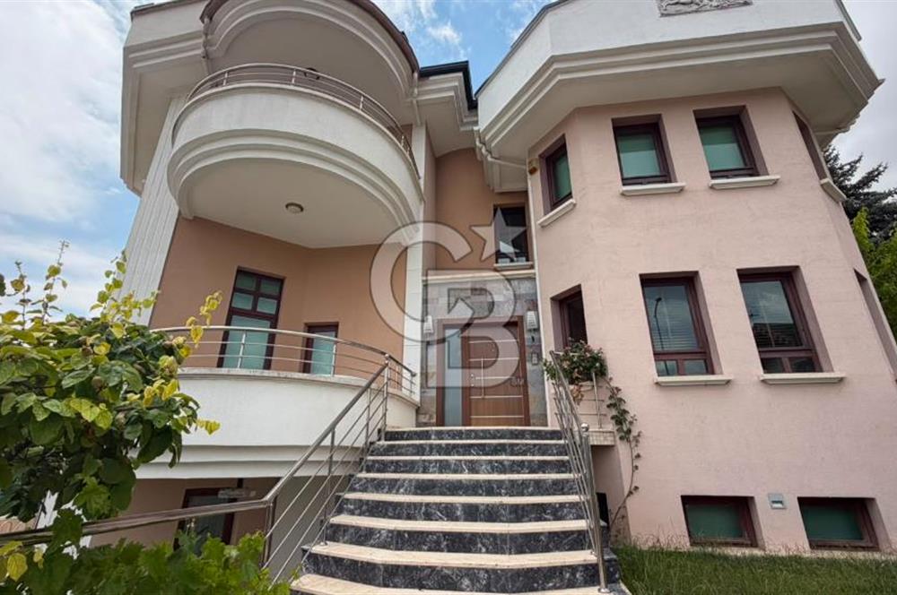 GÖLBAŞI KARŞIYAKA GÖL MANZARALI 5+2 HAVUZLU KİRALIK VİLLA
