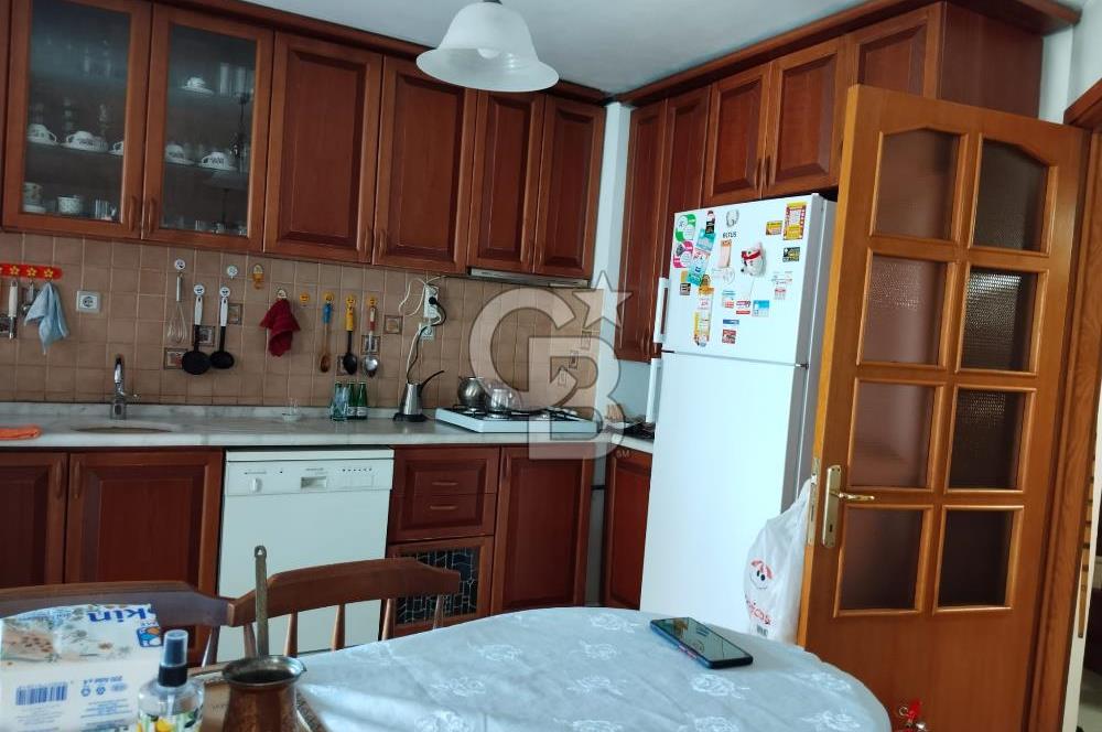 YENİ BATI SİTESİ PEYZAJ CEPHE GENİŞ FERAH ARAKAT OTOPARKLI 4+1