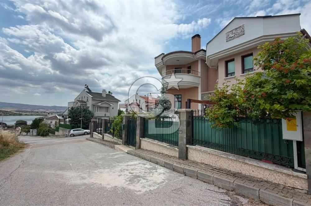 GÖLBAŞI KARŞIYAKA GÖL MANZARALI 5+2 HAVUZLU KİRALIK VİLLA