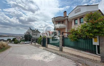 GÖLBAŞI KARŞIYAKA GÖL MANZARALI 5+2 HAVUZLU KİRALIK VİLLA