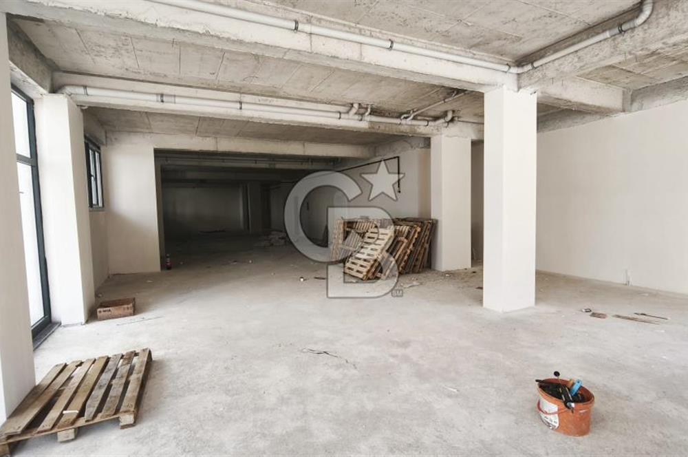 Denizli Gümüşçay'da Ana Cadde Üzeri 280 m² Kiralık Dükkan