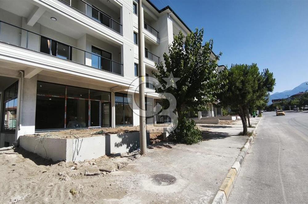 Denizli Gümüşçay'da Ana Cadde Üzeri 280 m² Kiralık Dükkan