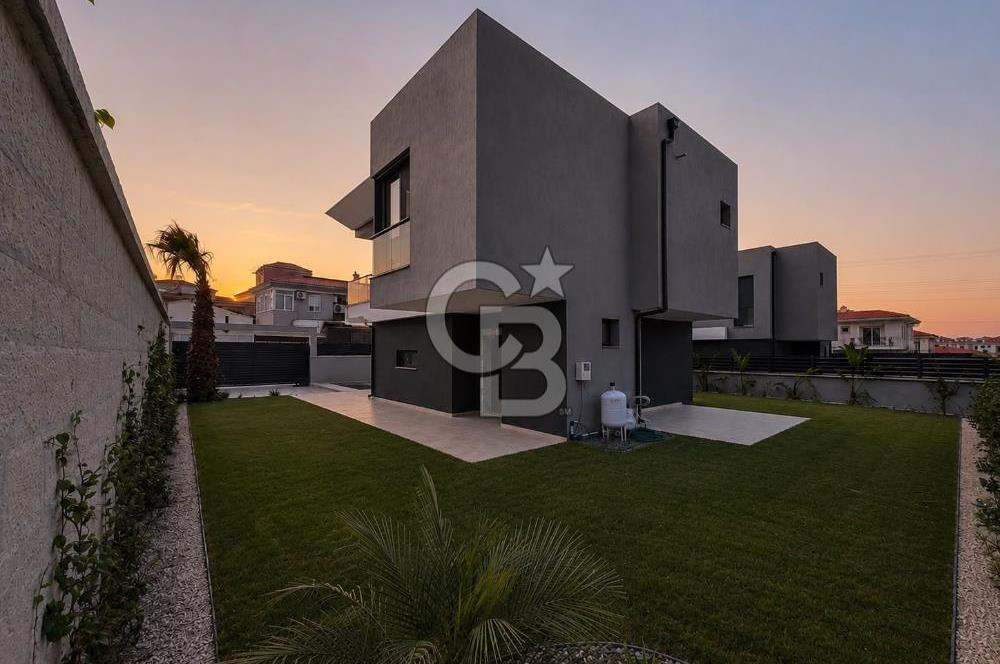 ÇEŞME REİSDERE MÜSTAKİL ÖZEL HAVUZLU 3+1 DUBLEKS SATILIK VİLLA
