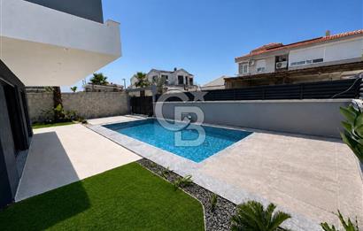ÇEŞME REİSDERE MÜSTAKİL ÖZEL HAVUZLU 3+1 DUBLEKS SATILIK VİLLA