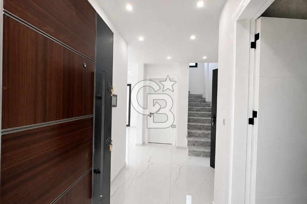 ÇEŞME REİSDERE MÜSTAKİL ÖZEL HAVUZLU 3+1 DUBLEKS SATILIK VİLLA