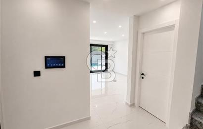 ÇEŞME REİSDERE MÜSTAKİL ÖZEL HAVUZLU 3+1 DUBLEKS SATILIK VİLLA