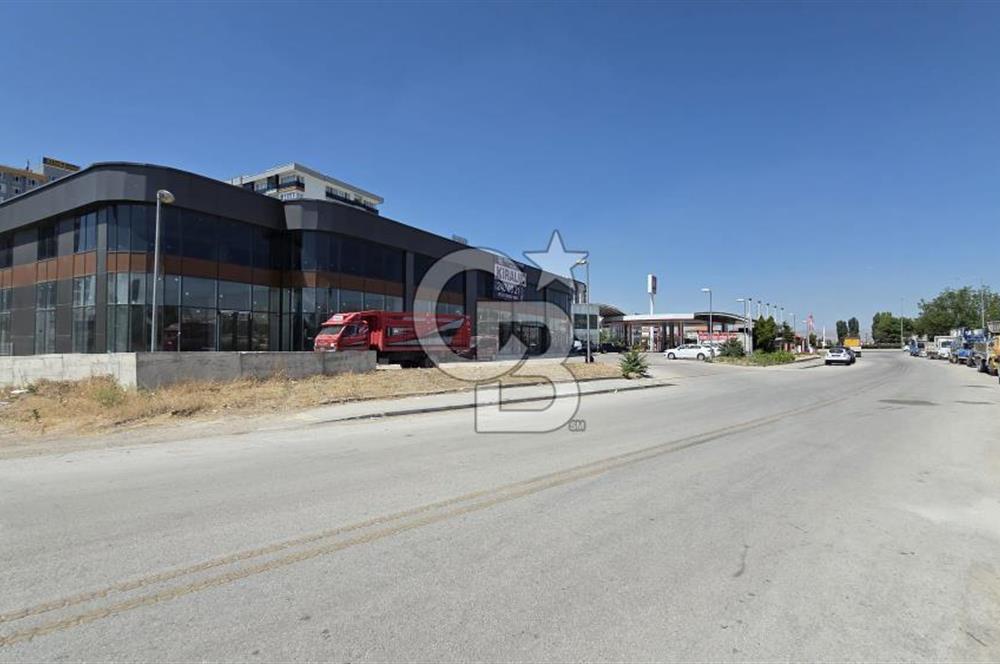 Yeşilova'da 300 m² Kiralık Dükkân
