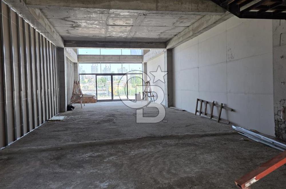 Yeşilova'da 300 m² Kiralık Dükkân