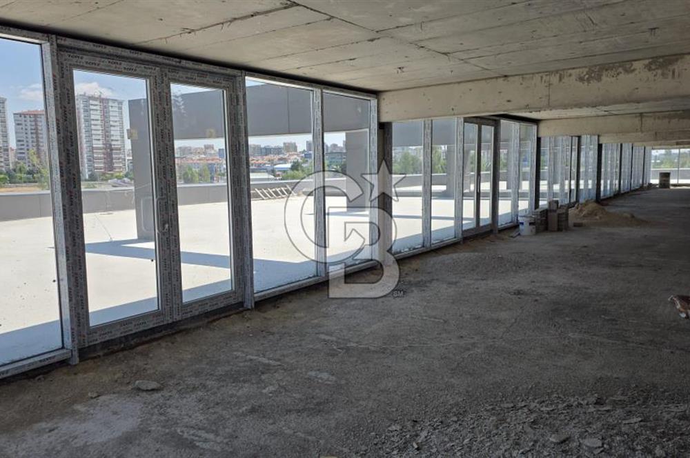 Yeşilova'da 300 m² Kiralık Dükkân
