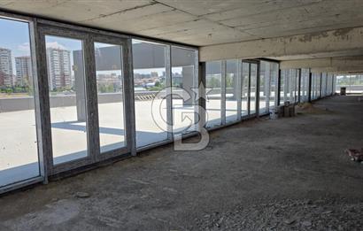 Yeşilova'da 300 m² Kiralık Dükkân