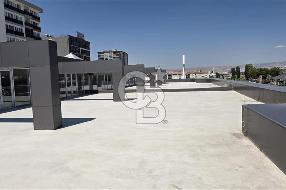 Yeşilova'da 300 m² Kiralık Dükkân