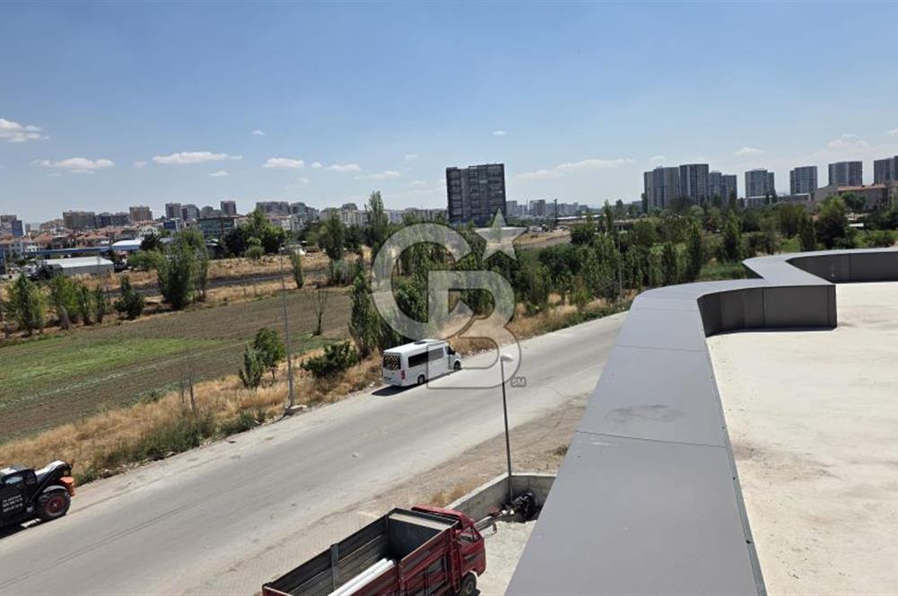 Yeşilova'da 300 m² Kiralık Dükkân