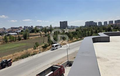 Yeşilova'da 300 m² Kiralık Dükkân