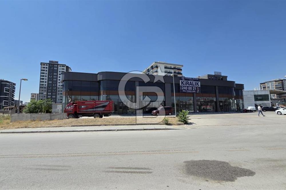 Yeşilova'da 300 m² Kiralık Dükkân