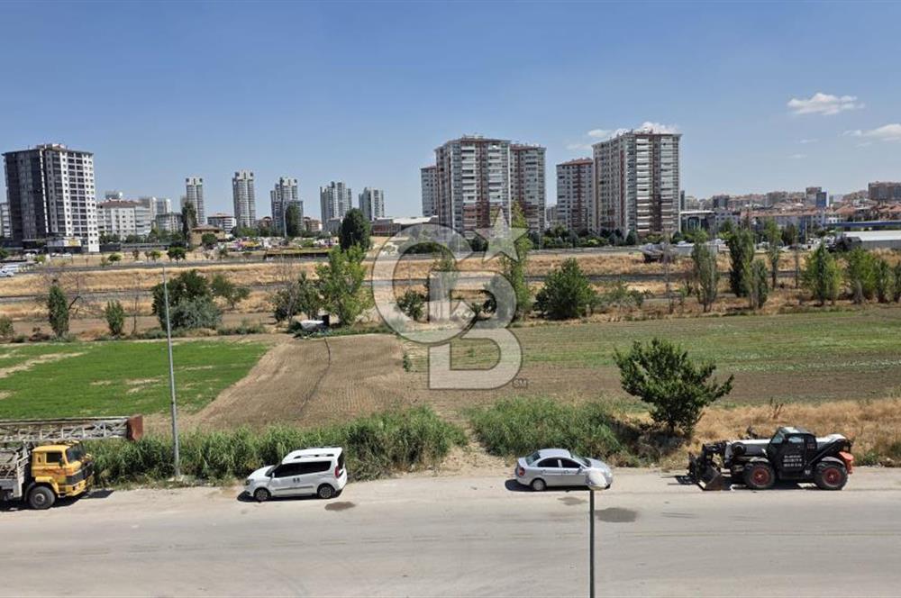 Yeşilova'da 300 m² Kiralık Dükkân