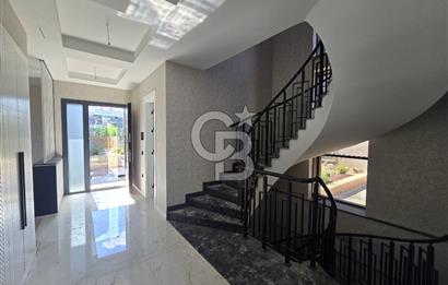 COLDWELL BANKER'DAN SELÇUKLUNUN EN ÖZEL 7+1 VİLLASI