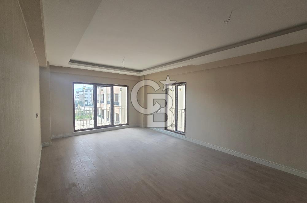 COLDWELL BANKER'DAN SARA SUİT'TE 4+1 SATILIK LÜKS DAİRE