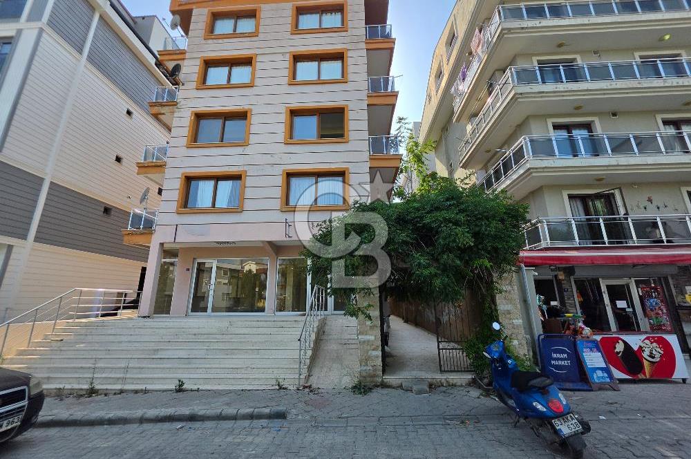 Kuşadası Camiatik'te Deniz Manzaralı 3+1 Çatı Dubleks