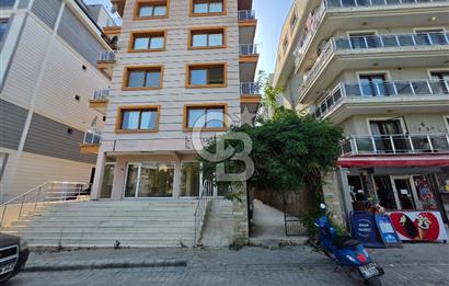 Kuşadası Camiatik'te Deniz Manzaralı 3+1 Çatı Dubleks
