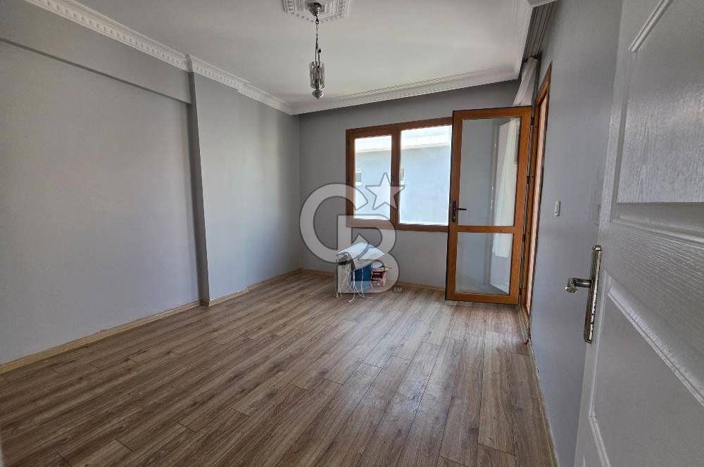 Kuşadası Camiatik'te Deniz Manzaralı 3+1 Çatı Dubleks