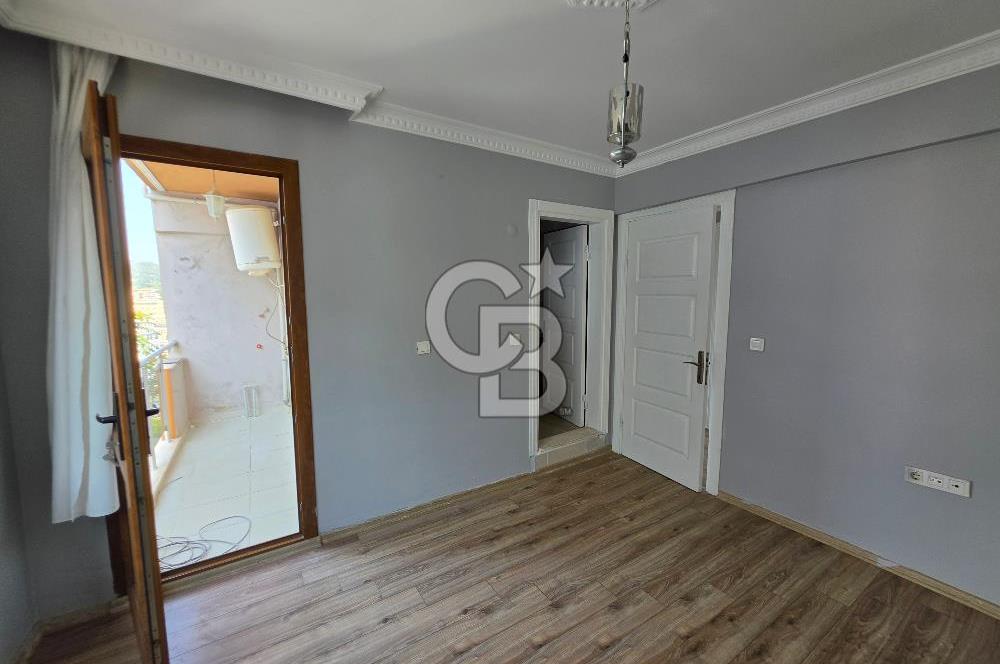 Kuşadası Camiatik'te Deniz Manzaralı 3+1 Çatı Dubleks