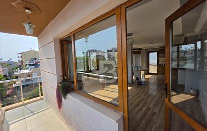 Kuşadası Camiatik'te Deniz Manzaralı 3+1 Çatı Dubleks