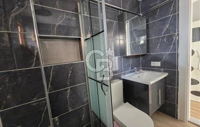 Kuşadası Camiatik'te Deniz Manzaralı 3+1 Çatı Dubleks