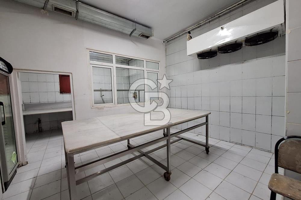 FERHATPAŞA'DA 400 M² İMALATHANE