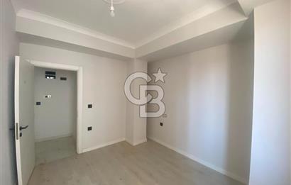 Gömeç Atatürk Caddesi Üzerinde Satılık 1+1 Asansörlü Daire
