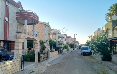 ALTINOVA'DA DENİZE SIFIR KONUMDA 6+1 TRİPLEKS VİLLA