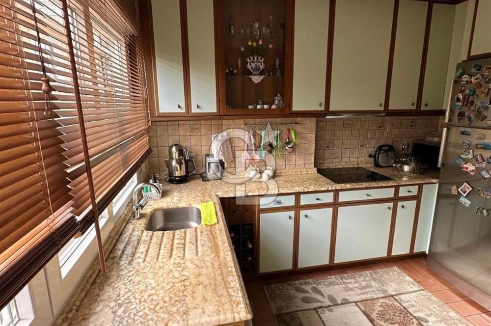 Ümraniye Tantavi,Metroya 200 Metre | 250 m² 5+1 Çatı Dubleks