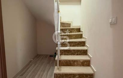 Bursa Gemlik Küçükkumla’da Deniz Manzaralı Satılık 5+1 Dubleks Daire