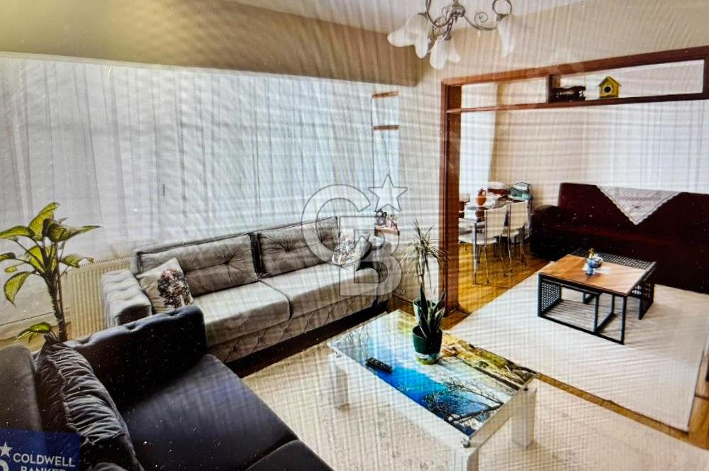 KARAMÜRSEL ÇİFTLİK CADDESİ'NDE SATILIK ARA KAT 2+1 DAİRE