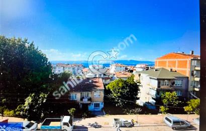 KARAMÜRSEL ÇİFTLİK CADDESİ'NDE SATILIK ARA KAT 2+1 DAİRE